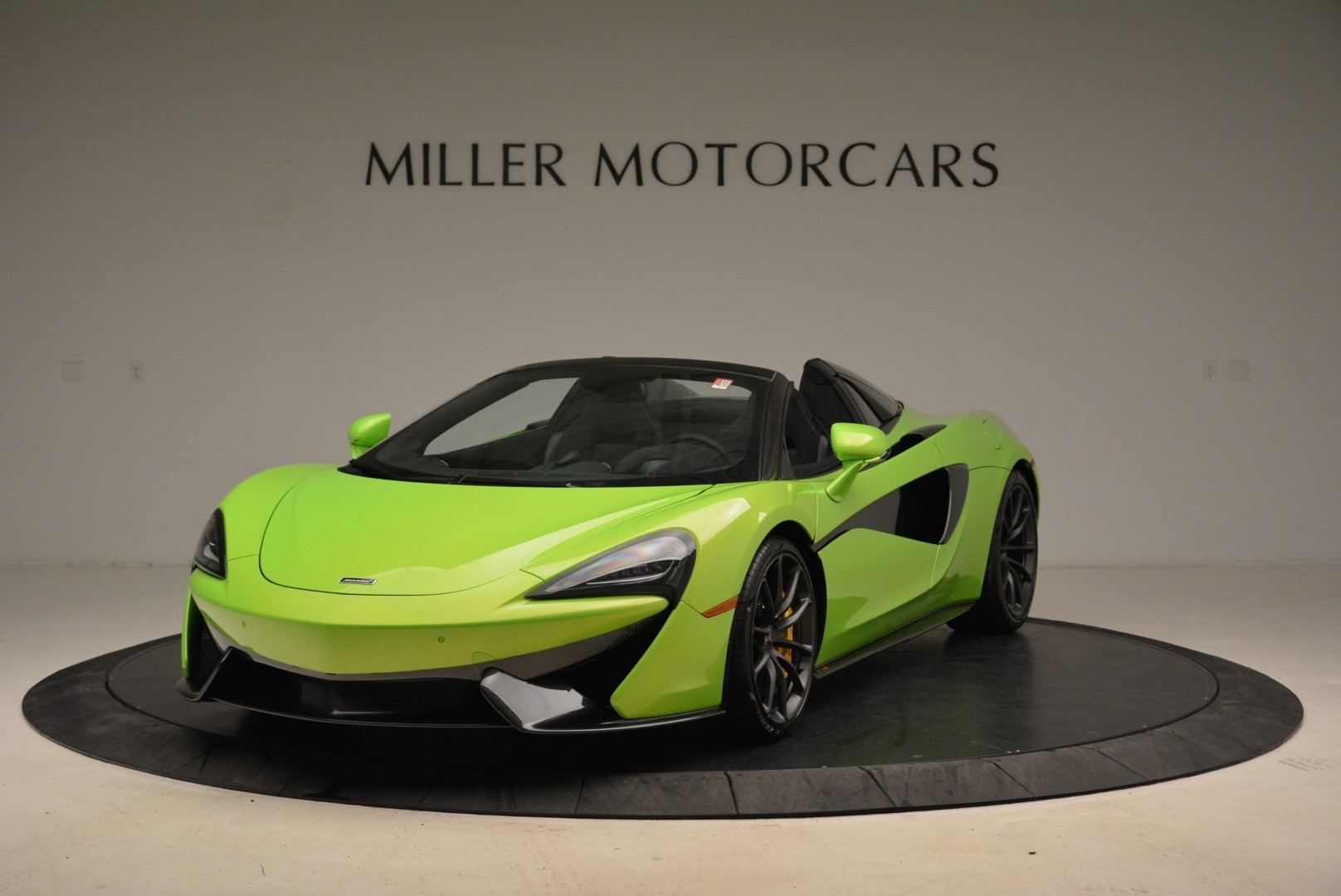 New 2018 McLaren 570S Spider for sale Sold at Rolls-Royce Motor Cars Greenwich in Greenwich CT 06830 1