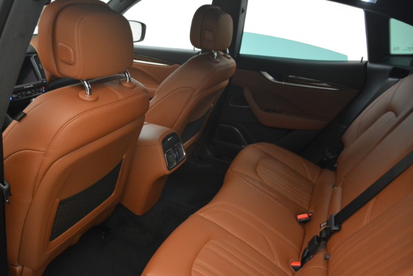 New 2018 Maserati Levante Q4 GranLusso for sale Sold at Rolls-Royce Motor Cars Greenwich in Greenwich CT 06830 18