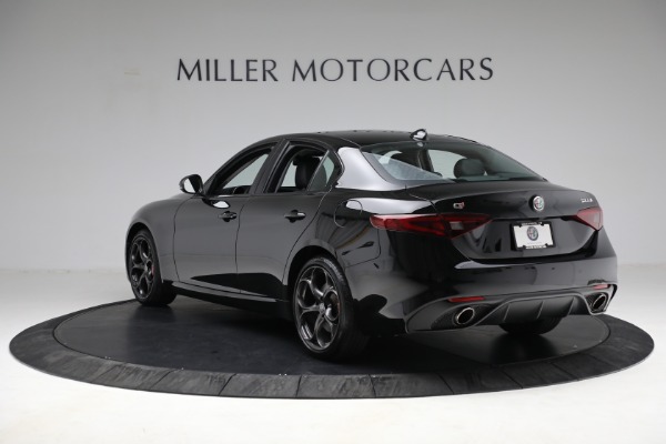 Used 2018 Alfa Romeo Giulia Ti Sport Q4 for sale Sold at Rolls-Royce Motor Cars Greenwich in Greenwich CT 06830 5