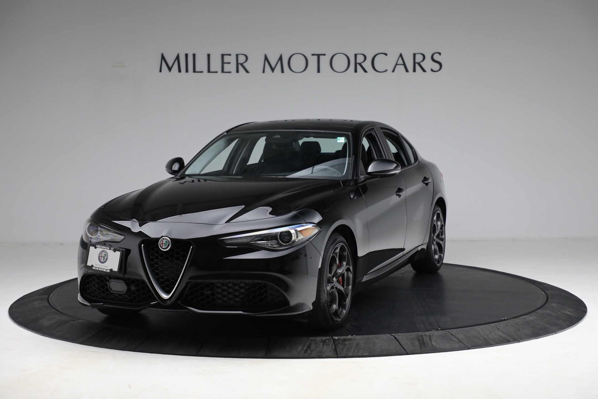New 2018 Alfa Romeo Giulia Ti Sport Q4 for sale Sold at Rolls-Royce Motor Cars Greenwich in Greenwich CT 06830 1