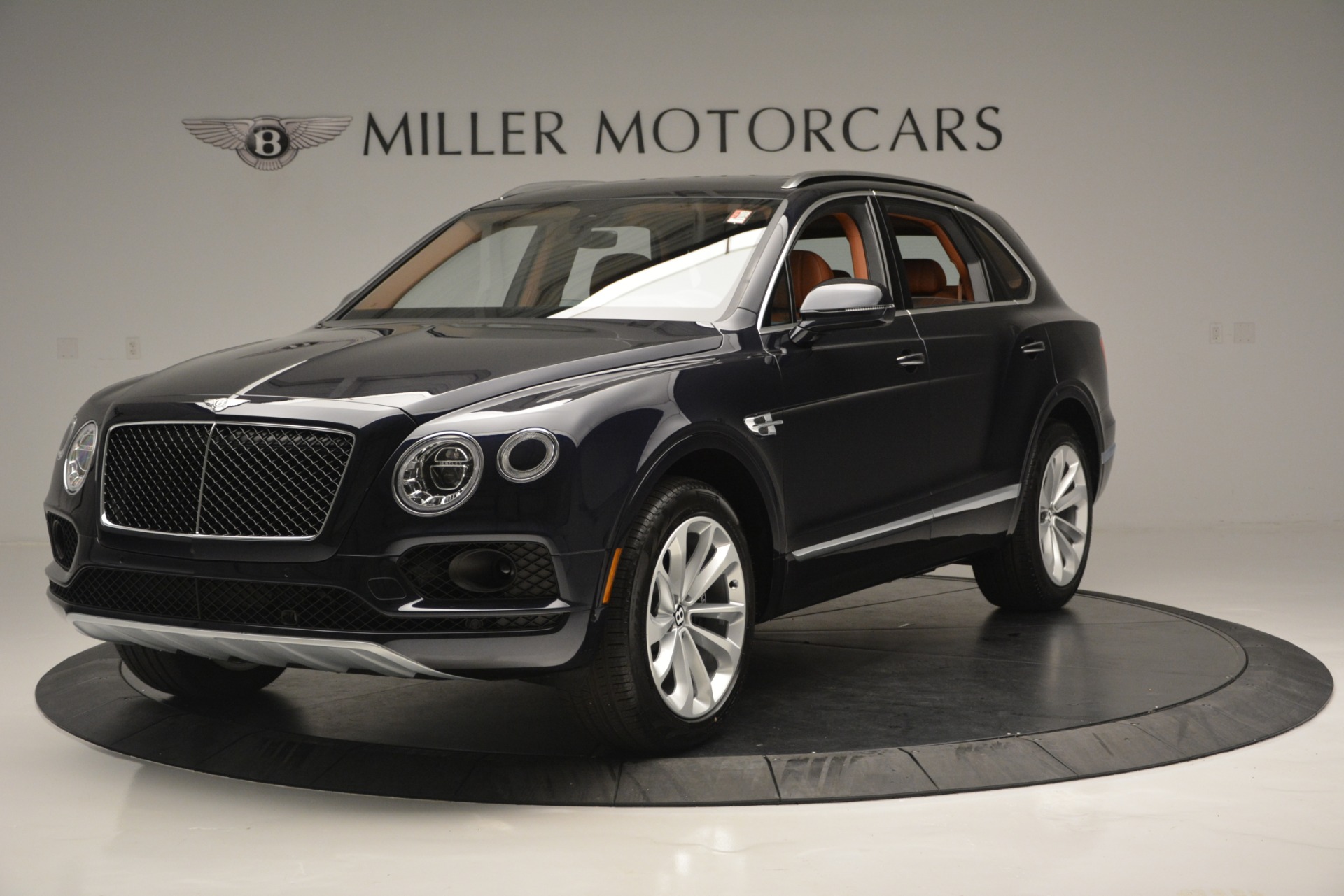 New 2019 Bentley Bentayga V8 for sale Sold at Rolls-Royce Motor Cars Greenwich in Greenwich CT 06830 1