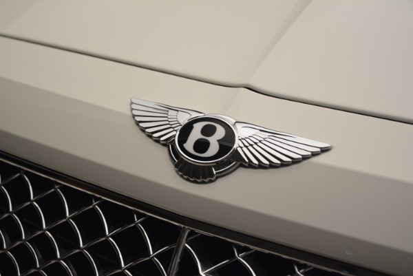 Used 2018 Bentley Bentayga Signature for sale Sold at Rolls-Royce Motor Cars Greenwich in Greenwich CT 06830 15