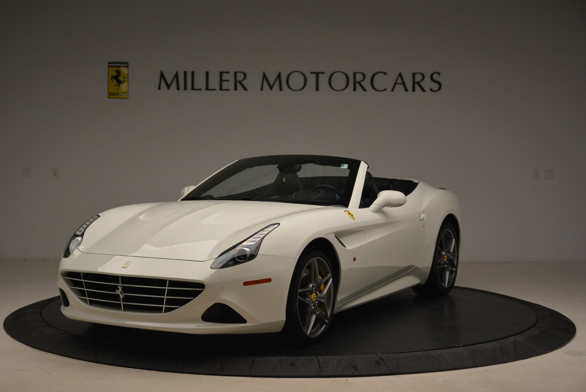 Used 2015 Ferrari California T for sale Sold at Rolls-Royce Motor Cars Greenwich in Greenwich CT 06830 1