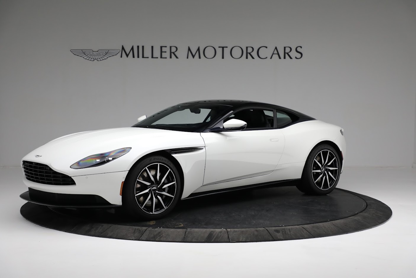 Used 2018 Aston Martin DB11 V8 for sale Sold at Rolls-Royce Motor Cars Greenwich in Greenwich CT 06830 1