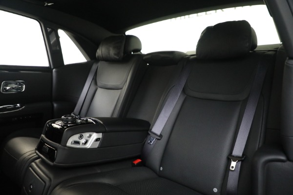 Used 2016 Rolls-Royce Ghost Series II for sale $169,900 at Rolls-Royce Motor Cars Greenwich in Greenwich CT 06830 22