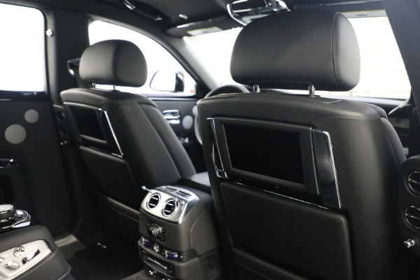 Used 2016 Rolls-Royce Ghost Series II for sale $169,900 at Rolls-Royce Motor Cars Greenwich in Greenwich CT 06830 27