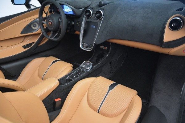 Used 2018 McLaren 570S Spider for sale Sold at Rolls-Royce Motor Cars Greenwich in Greenwich CT 06830 26