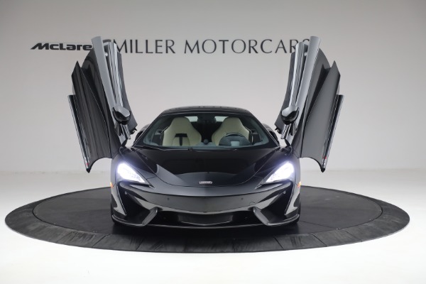 Used 2018 McLaren 570S Spider for sale Sold at Rolls-Royce Motor Cars Greenwich in Greenwich CT 06830 21