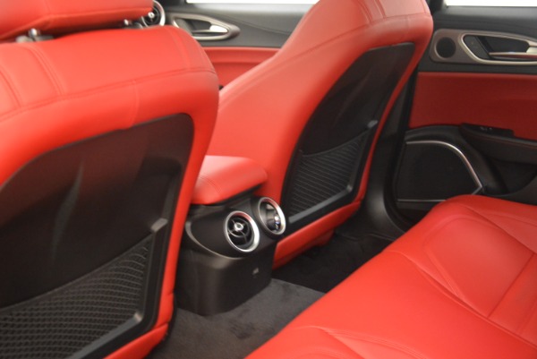 New 2018 Alfa Romeo Giulia Ti Sport Q4 for sale Sold at Rolls-Royce Motor Cars Greenwich in Greenwich CT 06830 16