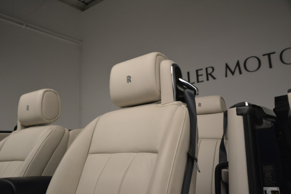 Used 2014 Rolls-Royce Phantom Drophead Coupe for sale Sold at Rolls-Royce Motor Cars Greenwich in Greenwich CT 06830 20