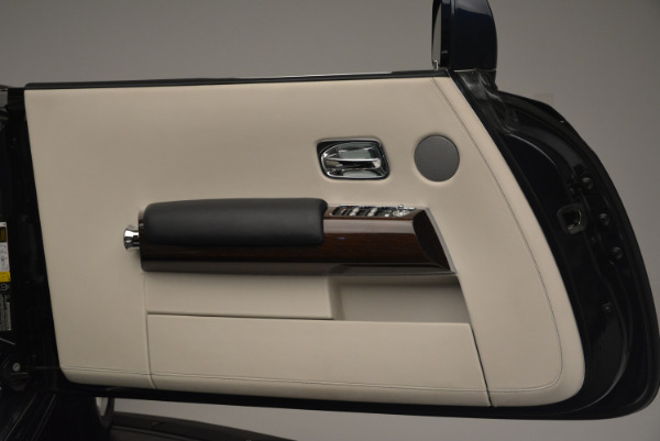 Used 2014 Rolls-Royce Phantom Drophead Coupe for sale Sold at Rolls-Royce Motor Cars Greenwich in Greenwich CT 06830 21