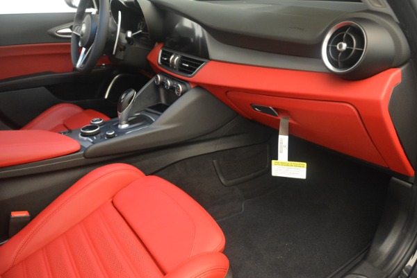 New 2018 Alfa Romeo Giulia Ti Sport Q4 for sale Sold at Rolls-Royce Motor Cars Greenwich in Greenwich CT 06830 19
