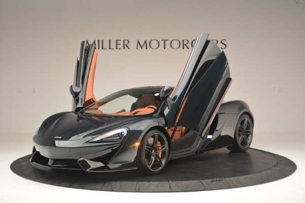New 2018 McLaren 570GT Coupe for sale Sold at Rolls-Royce Motor Cars Greenwich in Greenwich CT 06830 14