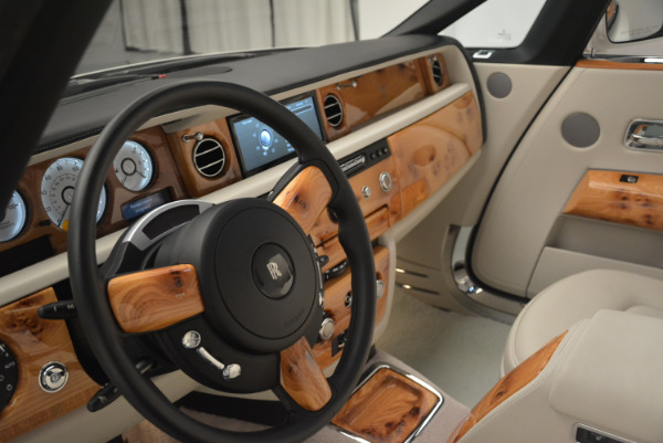 Used 2013 Rolls-Royce Phantom Drophead Coupe for sale Sold at Rolls-Royce Motor Cars Greenwich in Greenwich CT 06830 21