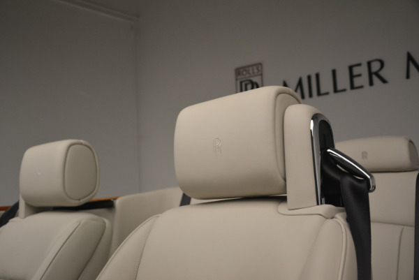 Used 2013 Rolls-Royce Phantom Drophead Coupe for sale Sold at Rolls-Royce Motor Cars Greenwich in Greenwich CT 06830 28