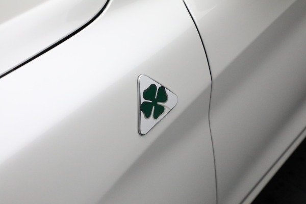 Used 2018 Alfa Romeo Stelvio Quadrifoglio Quadrifoglio for sale Sold at Rolls-Royce Motor Cars Greenwich in Greenwich CT 06830 16