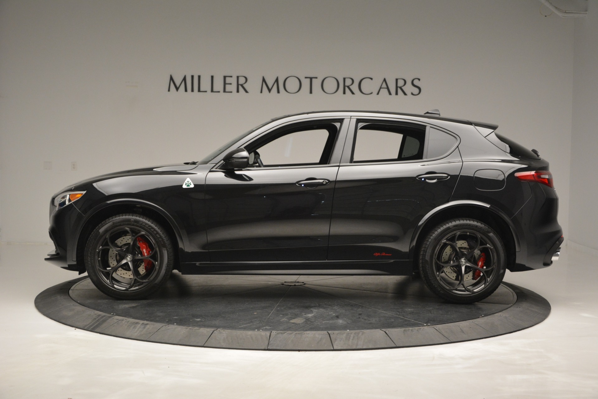 New 2018 Alfa Romeo Stelvio Quadrifoglio for sale Sold at Rolls-Royce Motor Cars Greenwich in Greenwich CT 06830 3