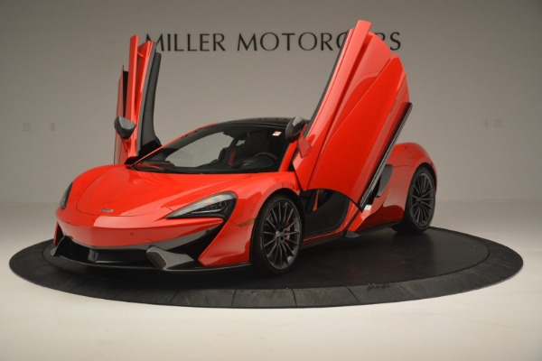 Used 2018 McLaren 570GT for sale Sold at Rolls-Royce Motor Cars Greenwich in Greenwich CT 06830 14