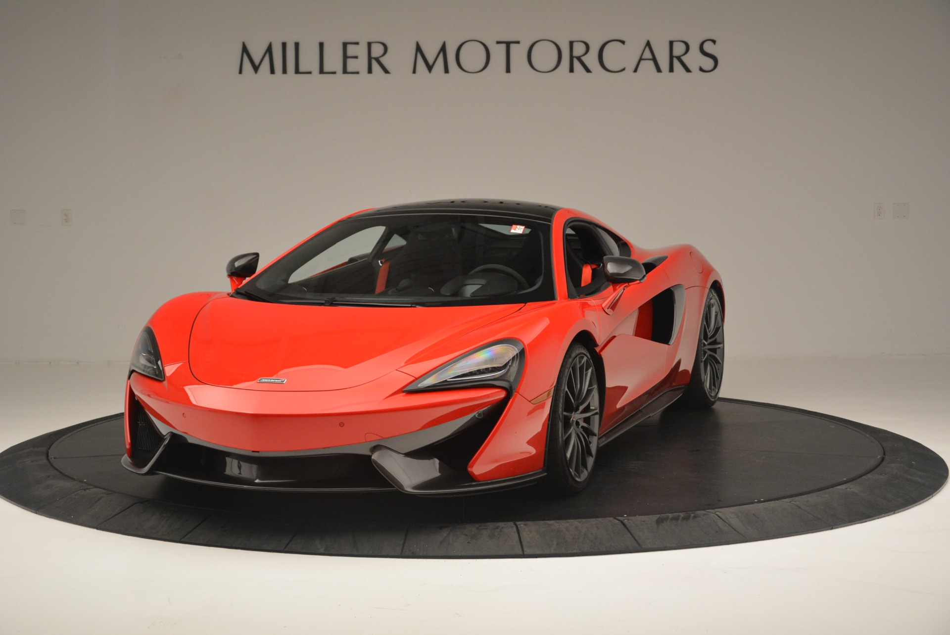 Used 2018 McLaren 570GT for sale Sold at Rolls-Royce Motor Cars Greenwich in Greenwich CT 06830 1