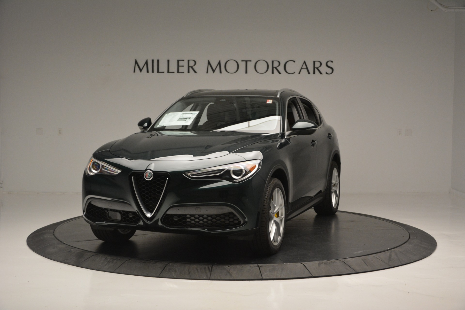 New 2018 Alfa Romeo Stelvio Ti Lusso Q4 for sale Sold at Rolls-Royce Motor Cars Greenwich in Greenwich CT 06830 1