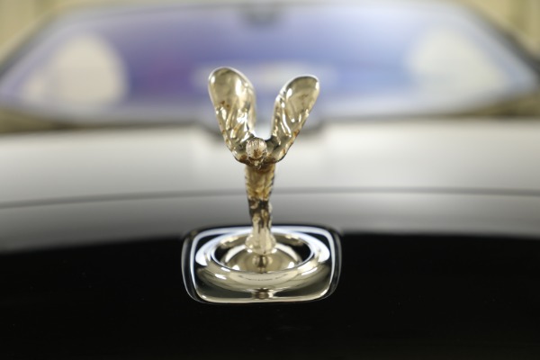 Used 2018 Rolls-Royce Wraith for sale Call for price at Rolls-Royce Motor Cars Greenwich in Greenwich CT 06830 23