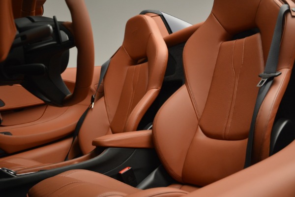 Used 2019 McLaren 570S Spider Convertible for sale Sold at Rolls-Royce Motor Cars Greenwich in Greenwich CT 06830 25