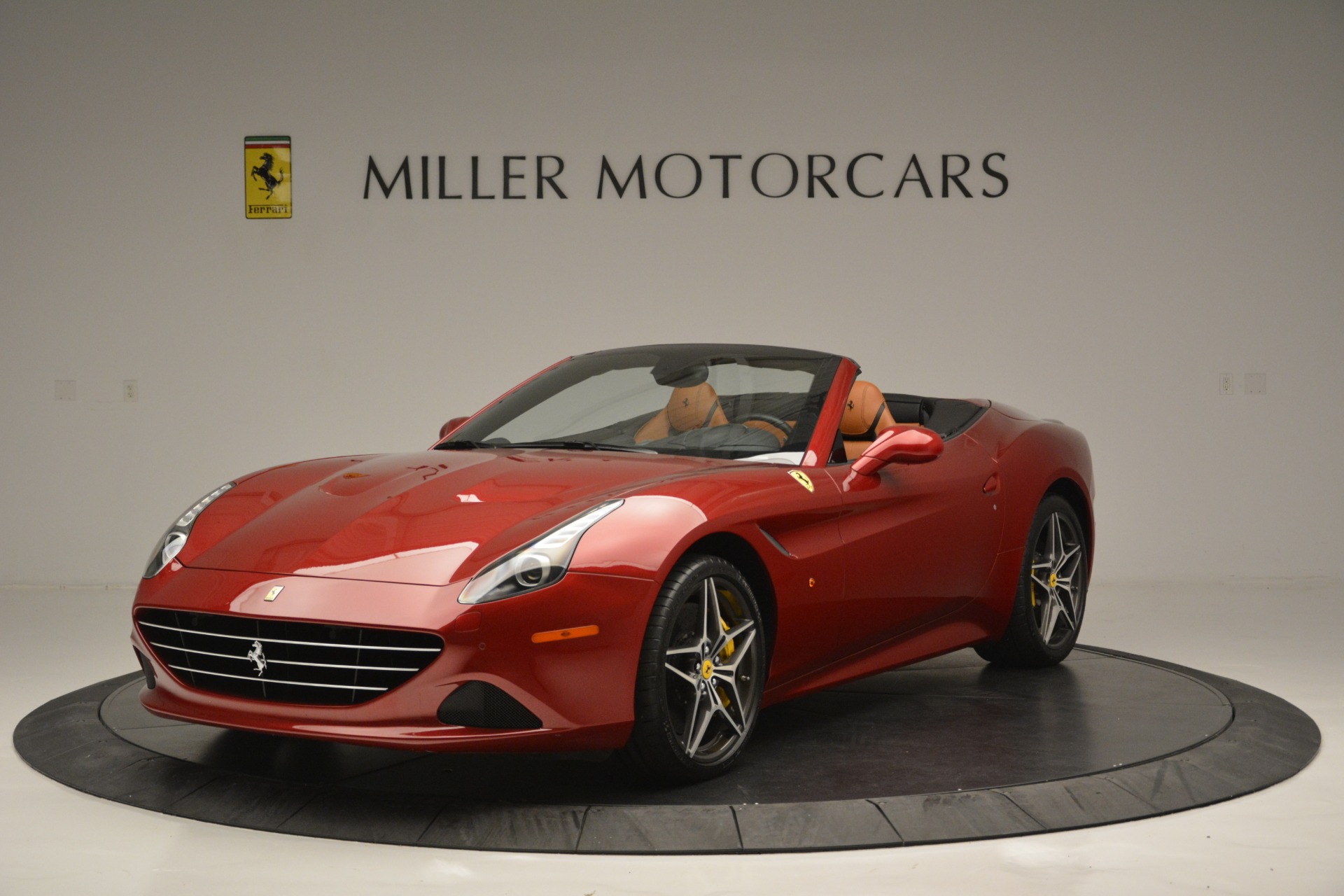 Used 2016 Ferrari California T for sale Sold at Rolls-Royce Motor Cars Greenwich in Greenwich CT 06830 1