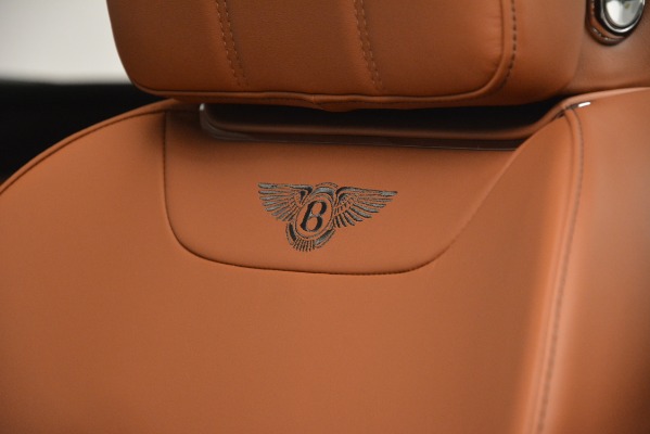 New 2019 Bentley Bentayga V8 for sale Sold at Rolls-Royce Motor Cars Greenwich in Greenwich CT 06830 19