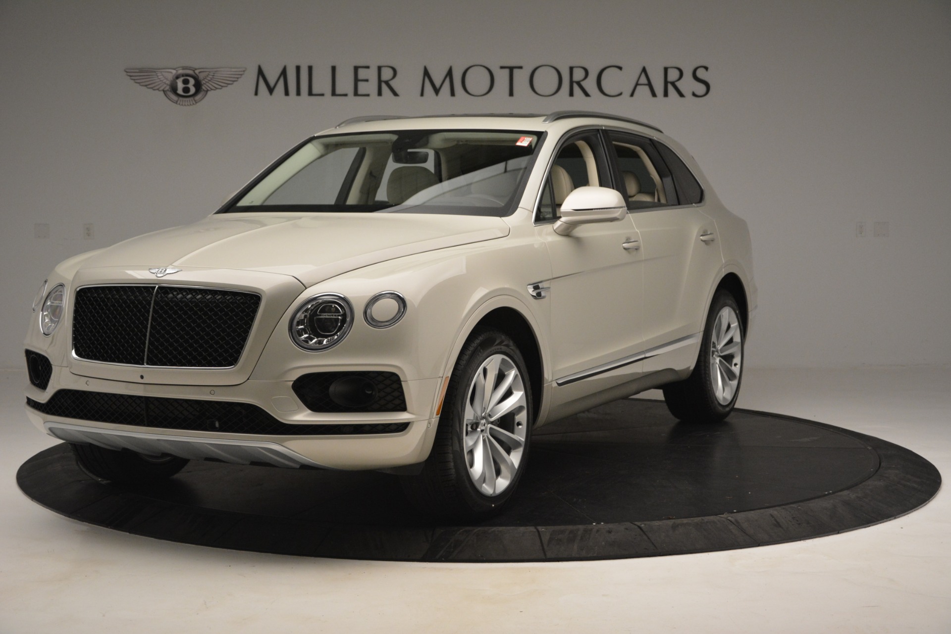 Used 2019 Bentley Bentayga V8 for sale Sold at Rolls-Royce Motor Cars Greenwich in Greenwich CT 06830 1