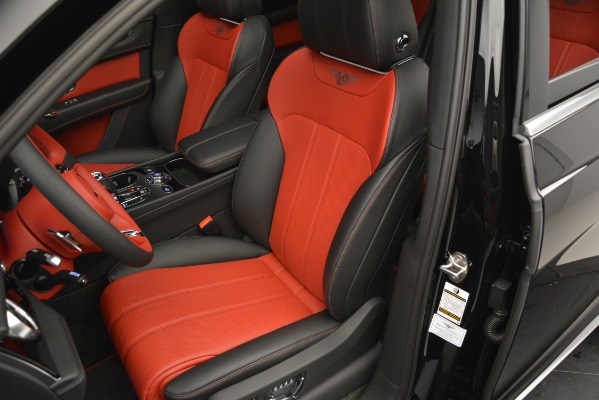 Used 2019 Bentley Bentayga V8 for sale $118,900 at Rolls-Royce Motor Cars Greenwich in Greenwich CT 06830 18