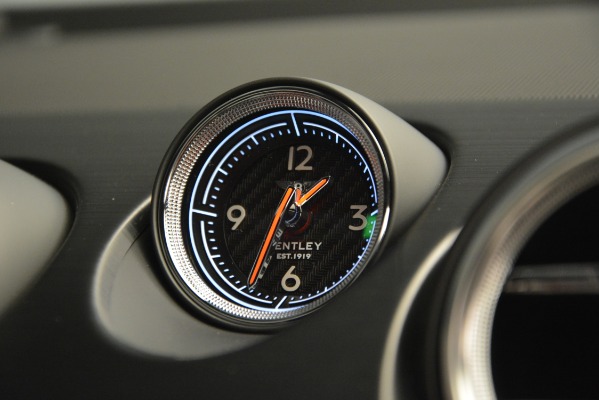 Used 2019 Bentley Bentayga V8 for sale $118,900 at Rolls-Royce Motor Cars Greenwich in Greenwich CT 06830 21