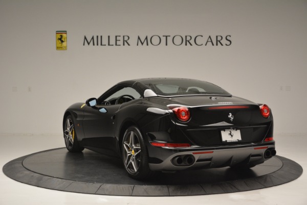 Used 2017 Ferrari California T Handling Speciale for sale Sold at Rolls-Royce Motor Cars Greenwich in Greenwich CT 06830 17