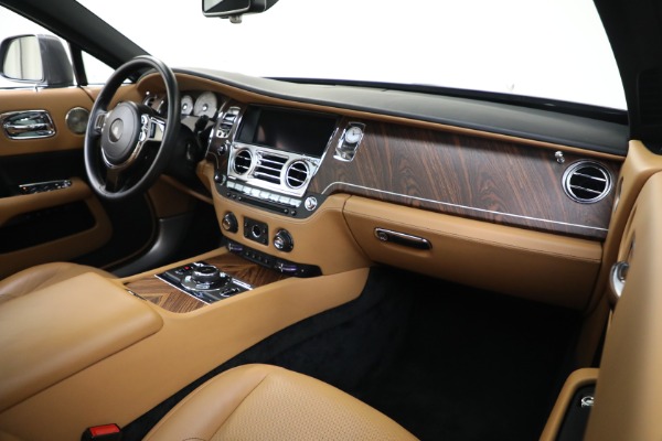 Used 2019 Rolls-Royce Wraith for sale $215,900 at Rolls-Royce Motor Cars Greenwich in Greenwich CT 06830 22
