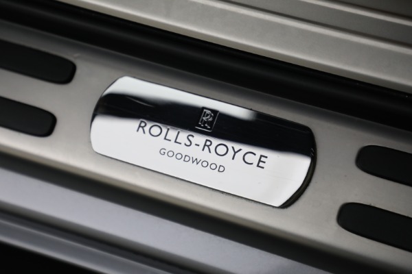 Used 2019 Rolls-Royce Wraith for sale $215,900 at Rolls-Royce Motor Cars Greenwich in Greenwich CT 06830 28