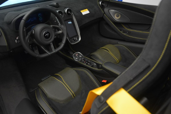 Used 2019 McLaren 570S Spider Convertible for sale $189,900 at Rolls-Royce Motor Cars Greenwich in Greenwich CT 06830 24