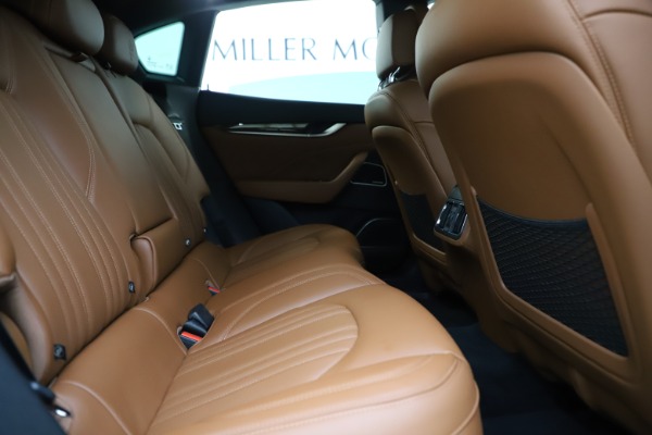 Used 2019 Maserati Levante Q4 GranLusso for sale Sold at Rolls-Royce Motor Cars Greenwich in Greenwich CT 06830 27