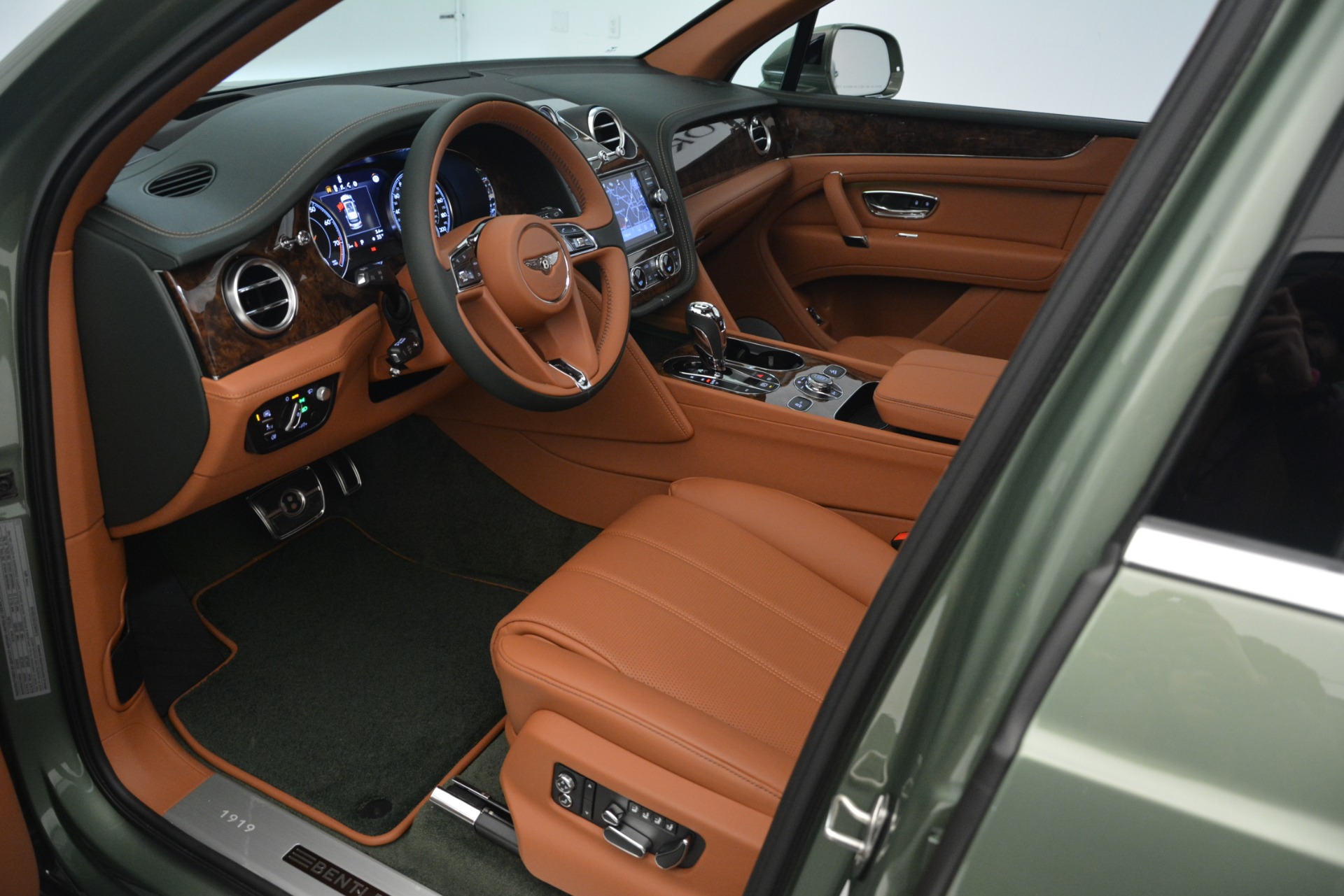 New 2019 Bentley Bentayga V8 For Sale (Special Pricing) | Rolls-Royce