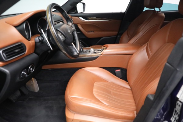 New 2019 Maserati Levante Q4 GranLusso for sale Sold at Rolls-Royce Motor Cars Greenwich in Greenwich CT 06830 14