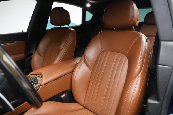 New 2019 Maserati Levante Q4 GranLusso for sale Sold at Rolls-Royce Motor Cars Greenwich in Greenwich CT 06830 15