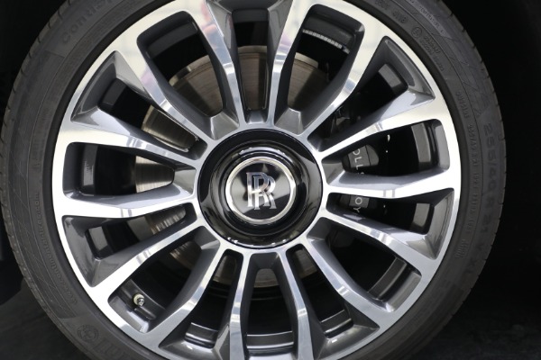 Used 2019 Rolls-Royce Dawn for sale $346,900 at Rolls-Royce Motor Cars Greenwich in Greenwich CT 06830 26