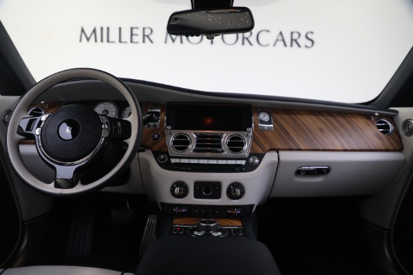 Used 2019 Rolls-Royce Wraith for sale Sold at Rolls-Royce Motor Cars Greenwich in Greenwich CT 06830 4