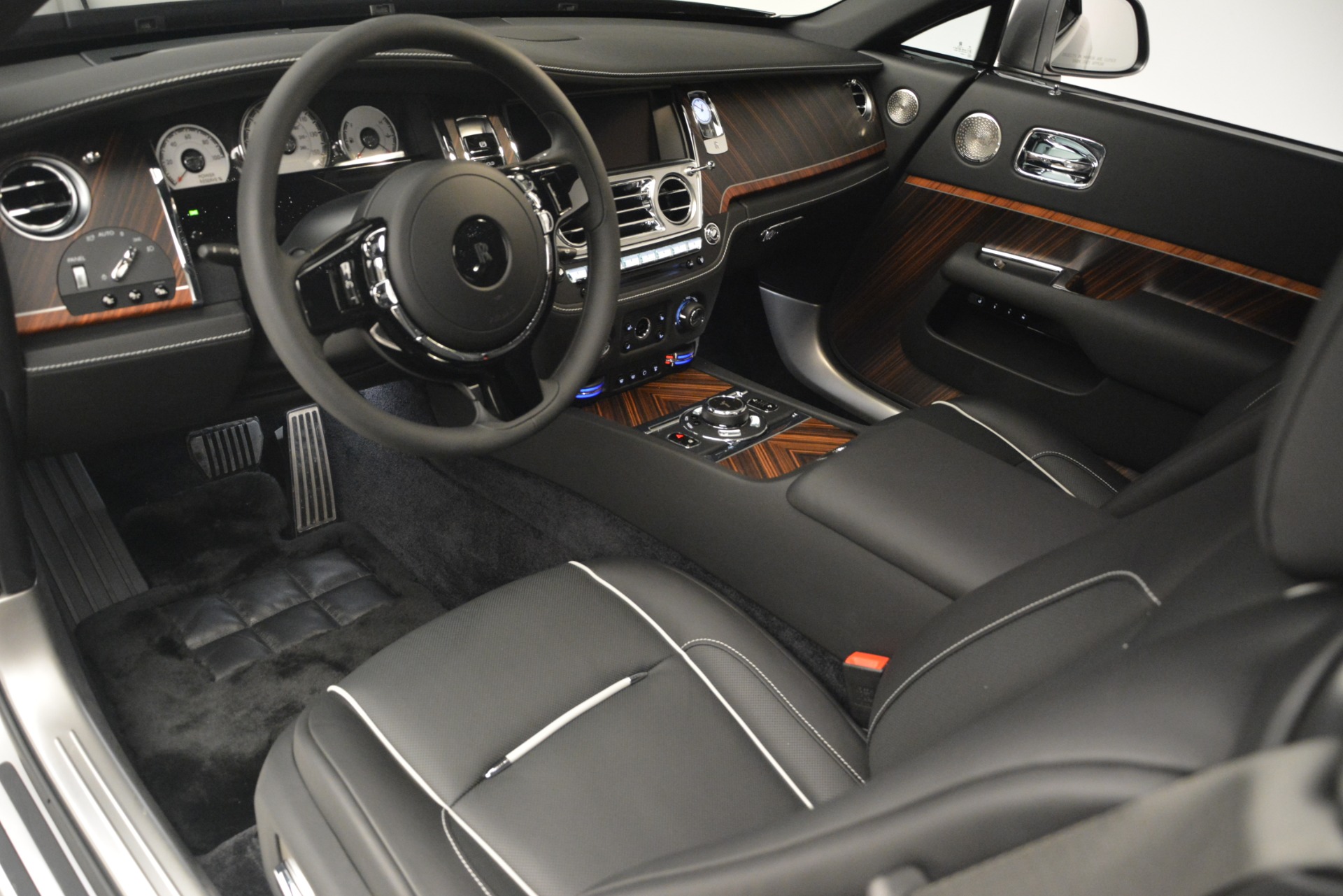 2019 RollsRoyce Wraith Black Badge Review  Our Auto Expert