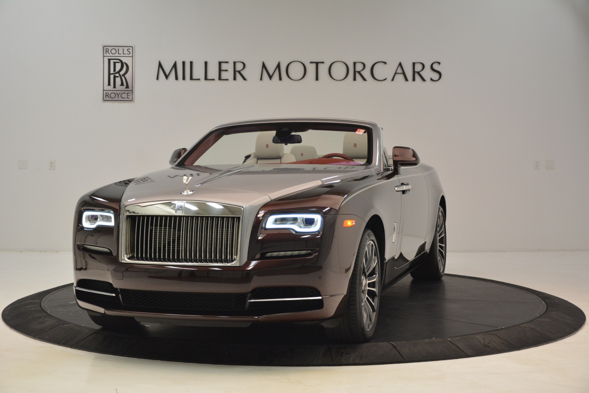 New 2019 Rolls-Royce Dawn for sale Sold at Rolls-Royce Motor Cars Greenwich in Greenwich CT 06830 1