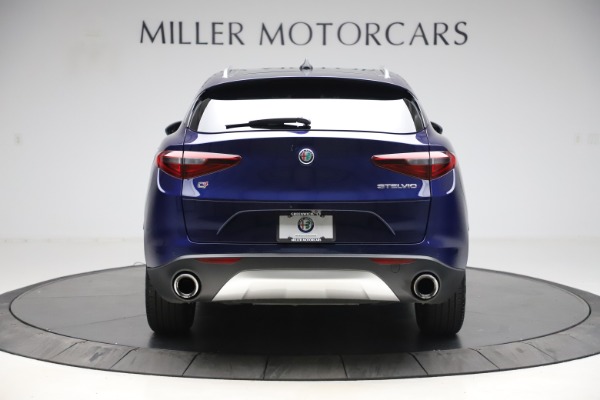 Used 2019 Alfa Romeo Stelvio Q4 for sale Sold at Rolls-Royce Motor Cars Greenwich in Greenwich CT 06830 6