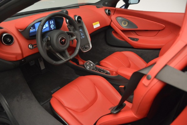 Used 2019 McLaren 570S Spider for sale $149,900 at Rolls-Royce Motor Cars Greenwich in Greenwich CT 06830 23