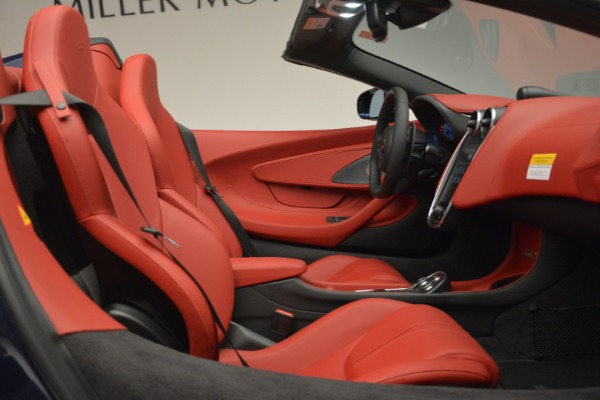 New 2019 McLaren 570S Spider Convertible for sale Sold at Rolls-Royce Motor Cars Greenwich in Greenwich CT 06830 27