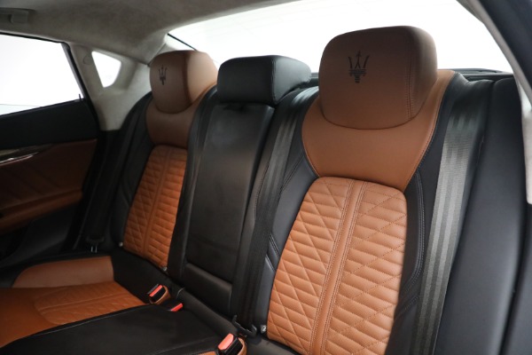 Used 2019 Maserati Quattroporte S Q4 GranLusso Edizione Nobile for sale Sold at Rolls-Royce Motor Cars Greenwich in Greenwich CT 06830 17
