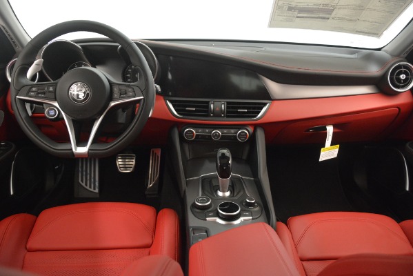 New 2019 Alfa Romeo Giulia Ti Sport Q4 for sale Sold at Rolls-Royce Motor Cars Greenwich in Greenwich CT 06830 16