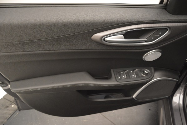 New 2019 Alfa Romeo Giulia Ti Sport Q4 for sale $52,040 at Rolls-Royce Motor Cars Greenwich in Greenwich CT 06830 17