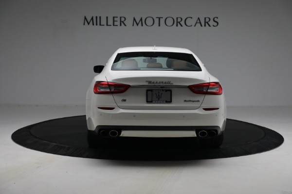 Used 2015 Maserati Quattroporte S Q4 for sale Sold at Rolls-Royce Motor Cars Greenwich in Greenwich CT 06830 6